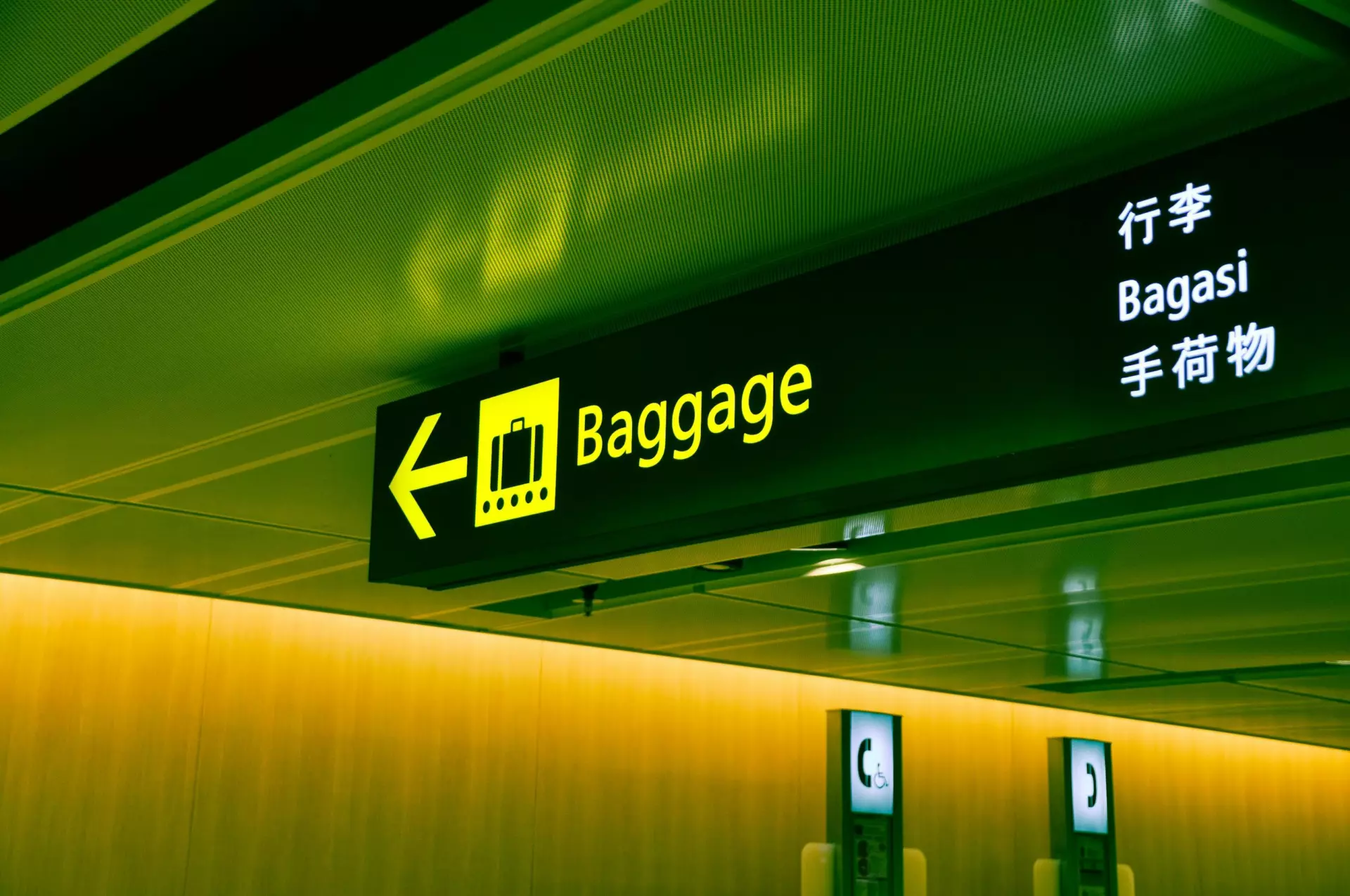 Kyltti lentokentällä jossa lugee "Baggage"