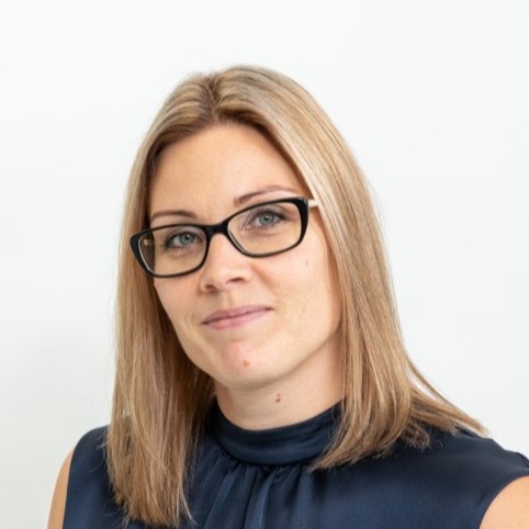 Kati Nikunen (KTM, CIA, CFE)